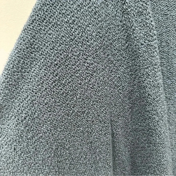 Aritzia Community lonic Cape Oversized Knitted Cardigan XS - Picture 5 of 10